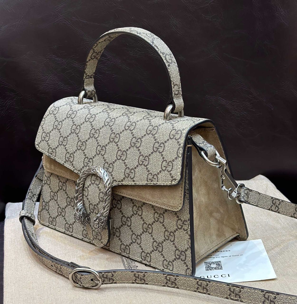 Gucci Dionysus Medium Shoulder Bag
